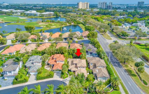2187 Regents Cir, West Palm Beach, FL 33409-7304