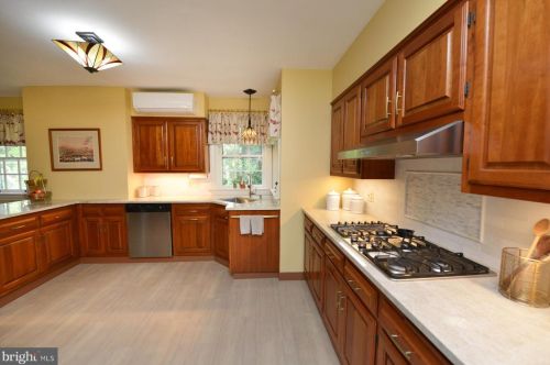 109 Princeton Ave, Wenonah NJ  08090-1938 exterior