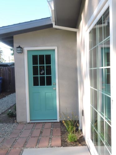 6577 Melrose Dr, North Highlands CA  95660-4378 exterior