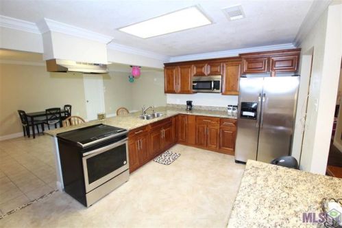1106 Daniels St, Baker, LA 70714-3506