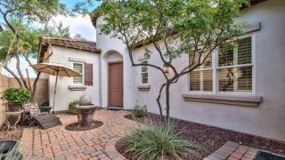 2134 Honeysuckle Pl, Chandler, AZ 85286-2317