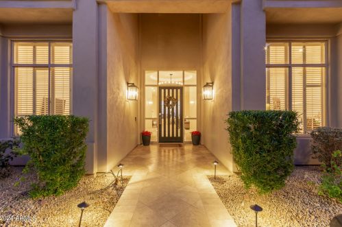 11137 Rosemary Ln, Scottsdale, AZ 85255-2431