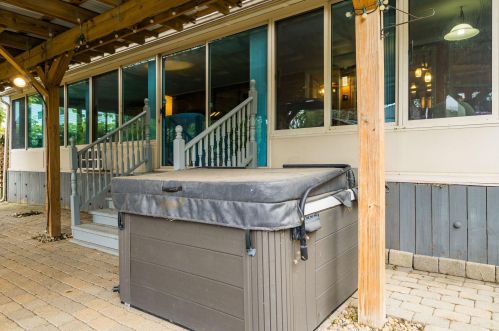 1508 Meadowlark Ln, Marysville OH  43040-8525 exterior