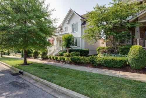 453 Acadia Ave, Franklin, TN 37064-5077