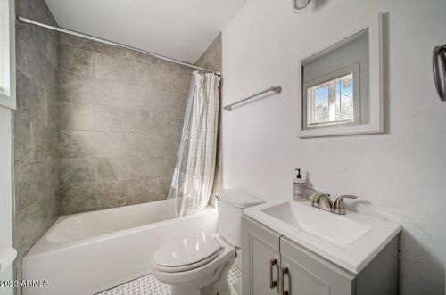 2242 29 Pl, Phoenix AZ 85016-5004 exterior