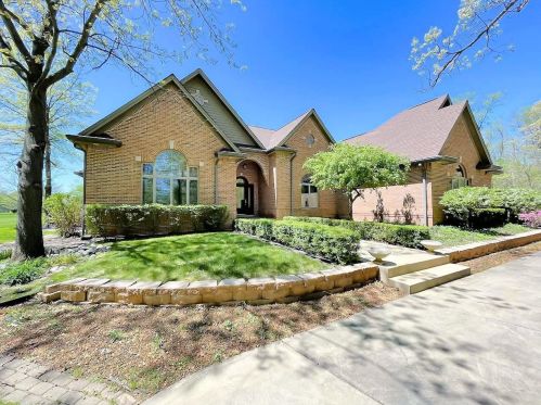 13596 Chase St, Crown Point, IN 46307-9763