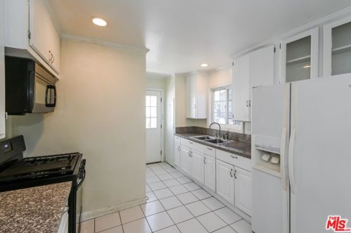 4425 171 St, Lawndale CA  90260-3405 exterior