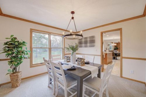 1710 Laurel Ave, Hudson WI  54016-2000 exterior