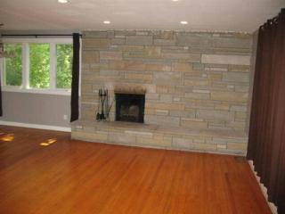 1530 Hampton Rd, Charleston, WV 25314-1605