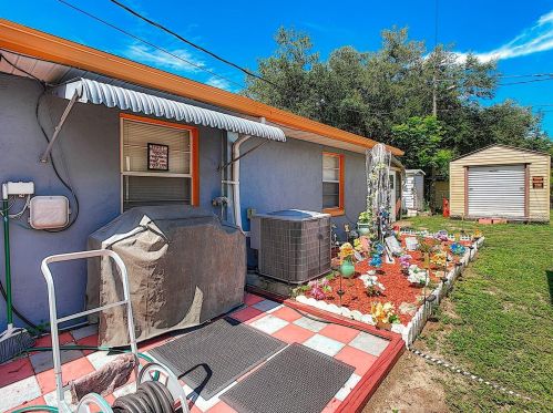 208 Chesney Blvd, West Frost Proof FL  33843-1917 exterior