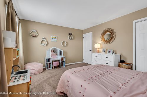 19 Conifer St, Wall Township NJ  07731-2620 exterior