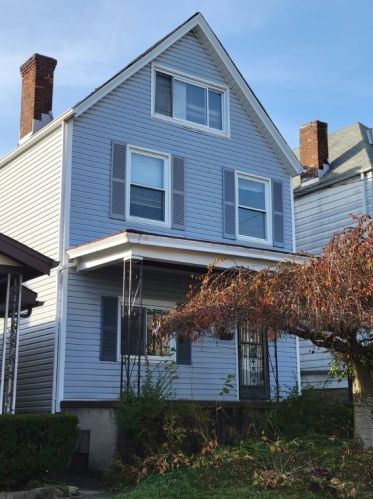 2220 Los Angeles Ave, Pittsburgh, PA 15216-3527