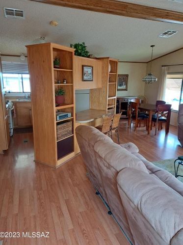 5518 Box R St, Tucson AZ  85713-6328 exterior