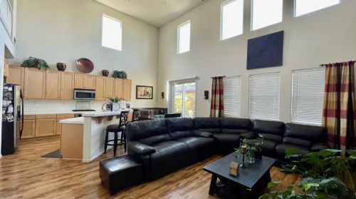 345 Scrub Oak Dr, Lathrop CA  95330-8689 exterior