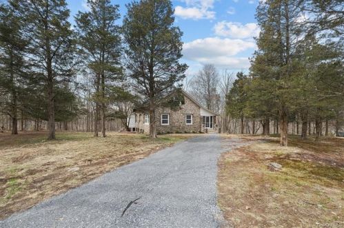 430 Rye Hill Rd, Monroe NY  10950-4509 exterior