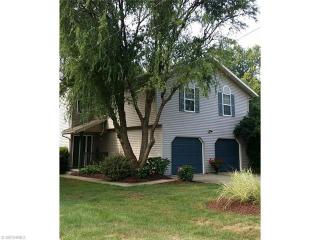 1968 Auten Dr, Akron, OH 44320-1139