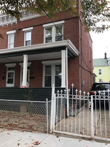 1547 Benson St, Bronx, NY 10461-3101