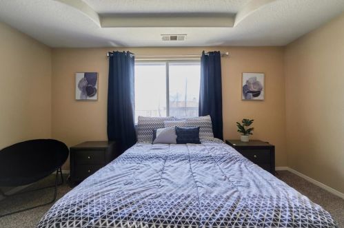 12321 Georgia Ct, Victorville CA  92392-7470 exterior