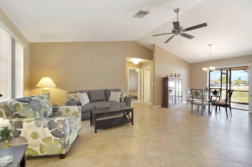 726 10th Pl, Cape Coral, FL 33909-0031