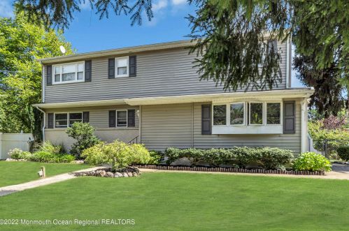 15 Forest Hill Ave, Jackson Twp, NJ 08527-2751