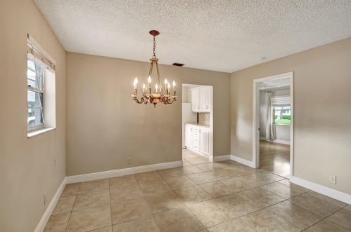 805 Meadowlark Ln, Delray Beach, FL 33445-1818