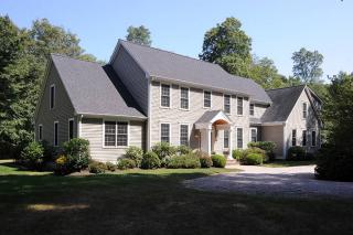 162 Dawley Dr, Stonington, CT 06378-2026