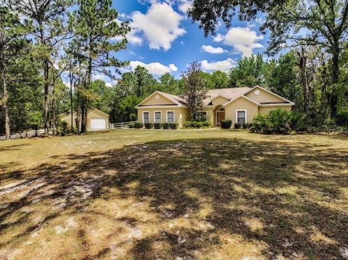 3275 Sheriff Dr, Beverly Hills, FL 34465-4631