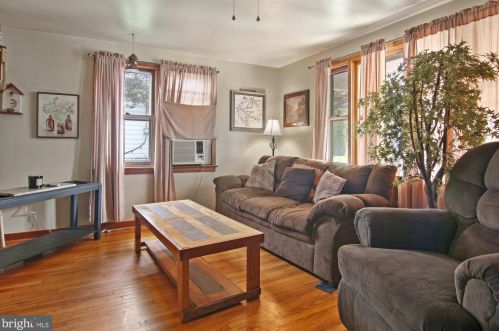 17 Adams St, West Enola PA  17025-2802 exterior