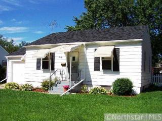 8140 Nicollet Ave, Minneapolis, MN 55420-1232