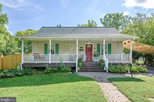 223 Royal St, Leesburg, VA 20175-3110