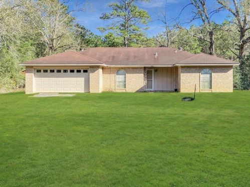 2204 Twin Bridges Rd, Silsbee, TX 77656-7121