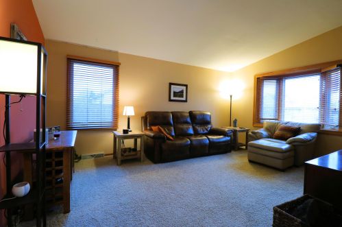 1614 15th Pl, Kenosha, WI 53140-1510