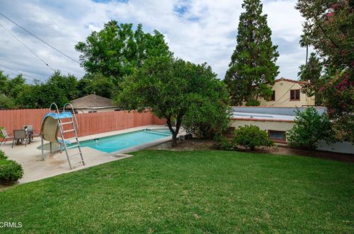 1765 Homewood Dr, Altadena CA  91001-2750 exterior