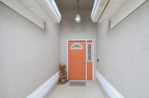 1574 Margarete Crescent Dr, Apopka, FL 32703-1505