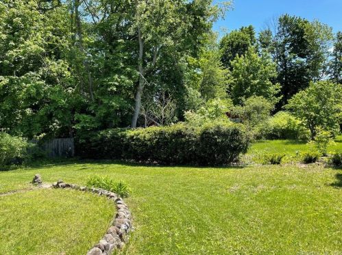 479 Commonwealth Ave, New Britain CT 06053-2404 exterior