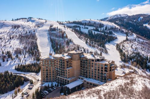 2300 Deer Valley Dr, Park City UT  84060 exterior