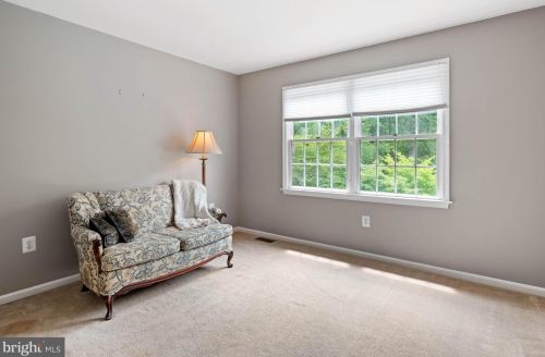 49 Yarmouth Ln, Downingtown PA  19335-1556 exterior
