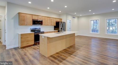 2 Hudson Rd, Laurel DE  19956-3090 exterior