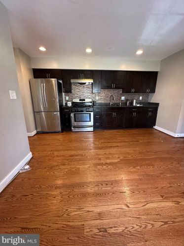 1601 17th Pl, Washington, DC 20020-5509