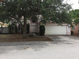 10753 14th Pl, Hollywood, FL