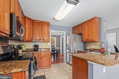 3722 Winding Holw Dr, Fredericksburg VA  22408-0242 exterior