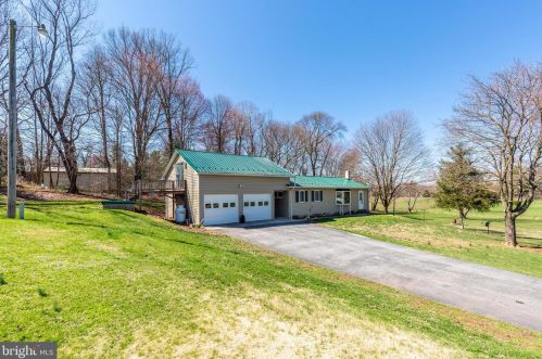 305 Ulricktown Rd, Littlestown PA  17340-9789 exterior