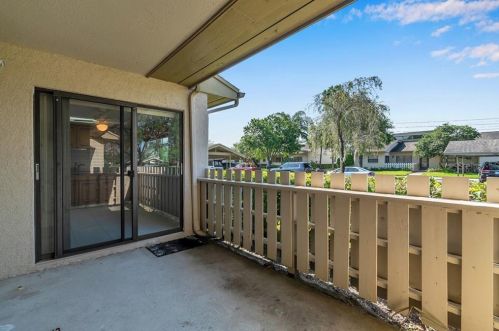 30 Dale Pl, Oldsmar FL  34677-2041 exterior