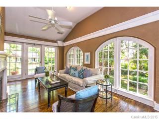 1524 Wendover Rd, Charlotte, NC 28211-1726