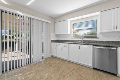 2800 Willowood Cir, Palm City FL  34990-4636 exterior