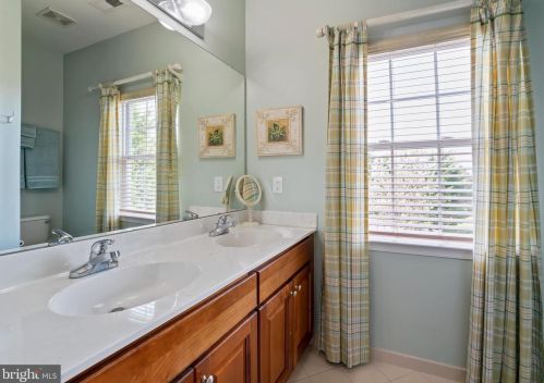 17 Nicole Ct, Auburn NJ 08085-3448 exterior