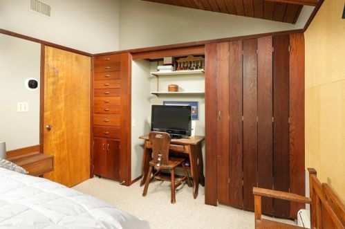 1155 Mccully Dr, Pittsburgh PA  15235-4714 exterior