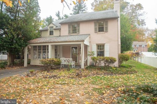 55 Salisbury Dr, Wilmington, DE 19809-3428