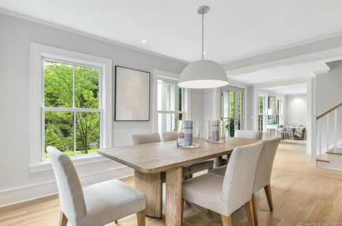 289 Wahackme Rd, New Canaan CT  06840-3935 exterior