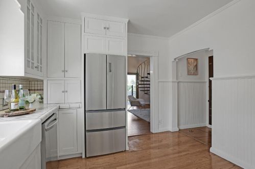 549 Acacia Ave, San Bruno CA  94066-4221 exterior